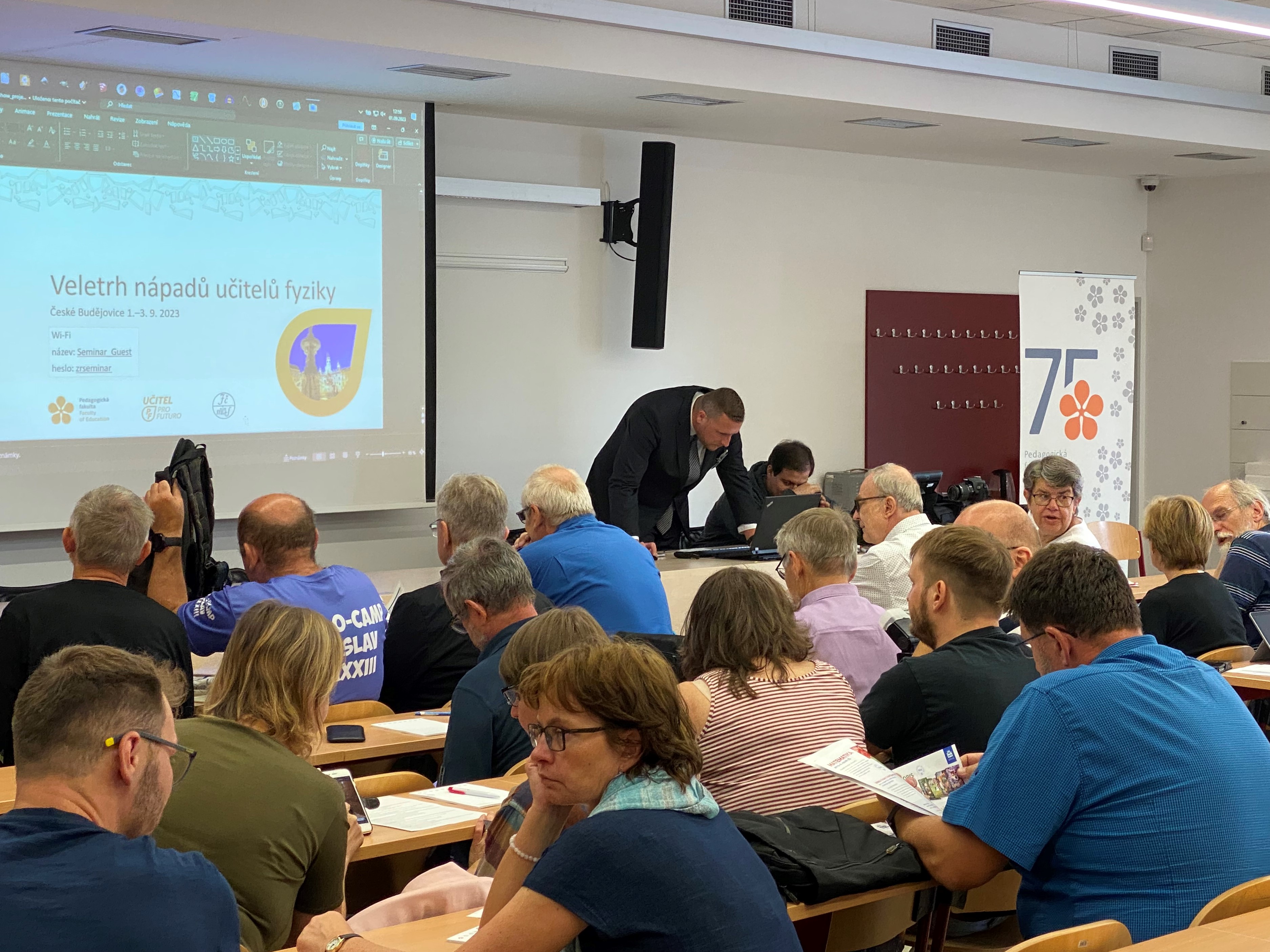 Veletrh nápadů učitelů fyziky 2023